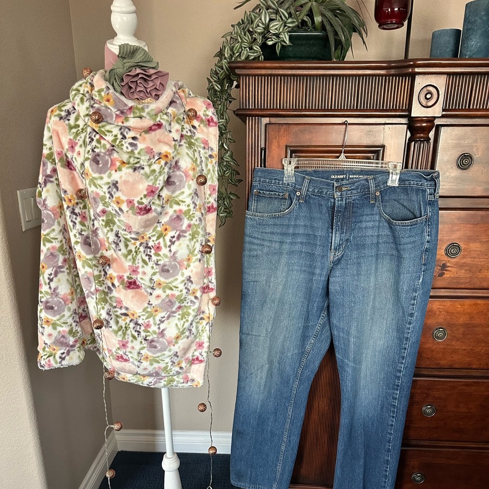 Men’s Old Navy Blue Jeans - Classic Regular/Standard - 36 x 32